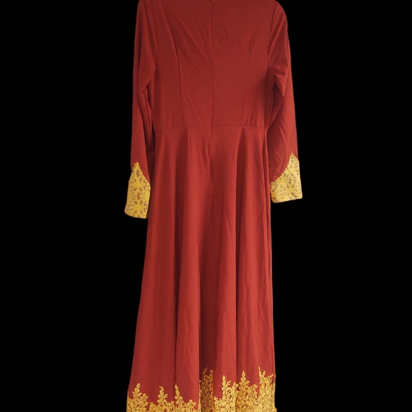 *SALE* NWOT Long Sleeved Maxi Dress Size S - Picture 3 of 8